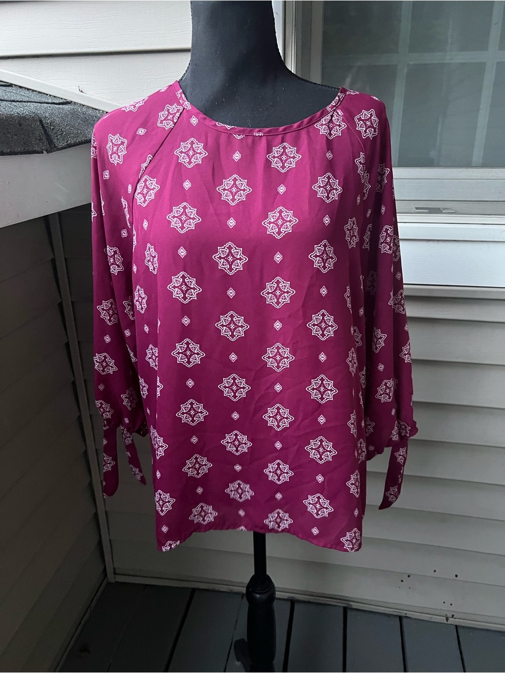Papermoon Women’s Magenta Printed Long-Sleeve Blouse